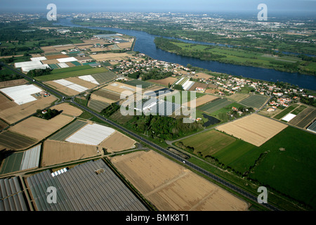 Luftaufnahme über Grundstücke Stockfoto