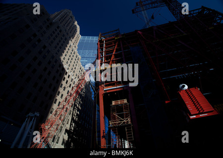 Die Bauarbeiten auf ein World Trade Center, die auf der Website von Ground Zero in New York City gebaut wird. Stockfoto