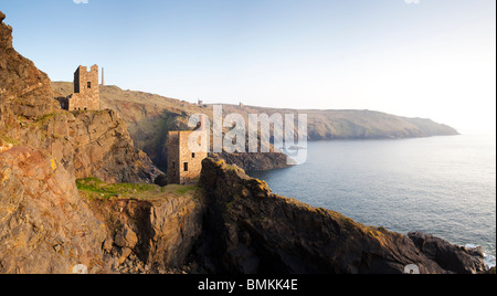 Maschinenhäuser Kronen auf Botallack Cornwall Stockfoto