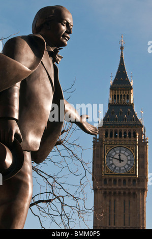 Statue von David Lloyd George (1863-1945), Ministerpräsident (1916-1922), Parliament Square, Westminster, London, England Stockfoto