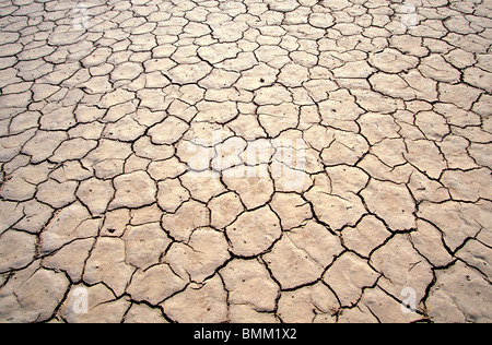 Namibia, Cracked Schlamm im getrockneten Wüste Pool in der Nähe von Fish River Canyon NAT ' l Park Stockfoto
