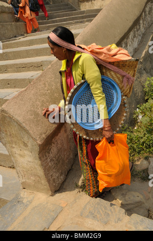Waschen Sie Tag am Schrein in der Nähe von Pashupatinath Tempel, Heiligen Bagmati-Fluss, Kathmandu, nepal Stockfoto