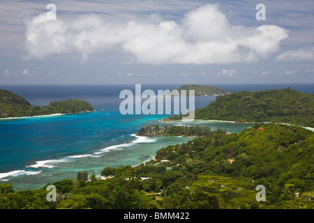 Seychellen, Insel Mahe, Port Glaud, Übersicht der Küste Stockfoto