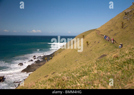 Coffee Bay, Transkye, Wild Coast, Südafrika. Wandern durch die Coffee Bay Region auf das Loch im Felsen. Stockfoto