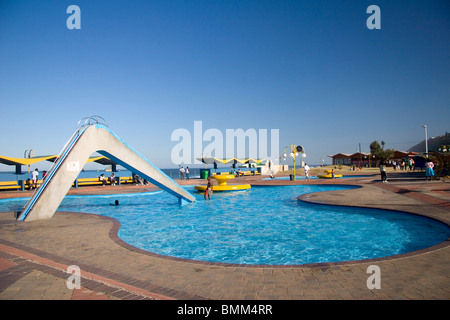 Ansteys Beach Durban Südafrika. Einige der beliebtesten Surfstrände und Familie Strände nur wenige Minuten außerhalb Stadtzentrum Stockfoto