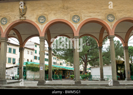 Die Loggia del Pesce, Piazza dei Ciompi, Ciompi vermarkten, Florenz (Firenze), UNESCO-Weltkulturerbe, Toskana, Italien, Europa Stockfoto