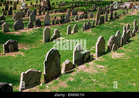 Grabsteine in der Kornkammer Gräberfeld auf dem Freedom Trail in Boston, Massachusetts Stockfoto