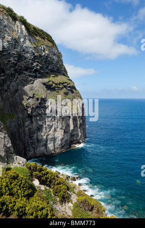 Vulkanische geologische Formation von Morro de Castelo Branco in Insel Faial, Azoren, Portugal Stockfoto