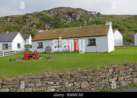 Irische Cottage am Folk Village in Glencolmcille, Co. Donegal, Irland Stockfoto