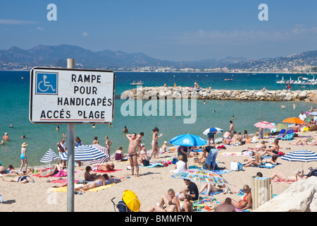 Cannes, Frankreich, Behinderte, Zugang, öffentliche Rampen, Handicap, Rollstuhl, Côte d ' Azur, Cote d ' Azure, Europa Stockfoto