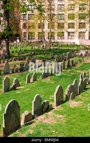 Grabsteine in der Kornkammer Gräberfeld auf dem Freedom Trail in Boston, Massachusetts Stockfoto