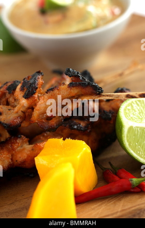 Huhn und Mango-Kebabs Stockfoto