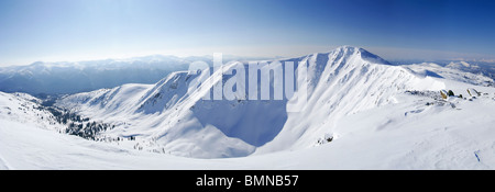 Winterpanorama von westlichen Sajan-Gebirge. Sibirien. Russland Stockfoto