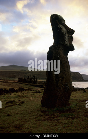 Ahu Tongariki ist die größte Ahu auf Rapa Nui/Ostern Insel (chilenische Insel im Pazifik). Stockfoto