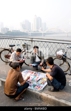 China Guangzhou Kanton Haizu Brücke Stockfoto