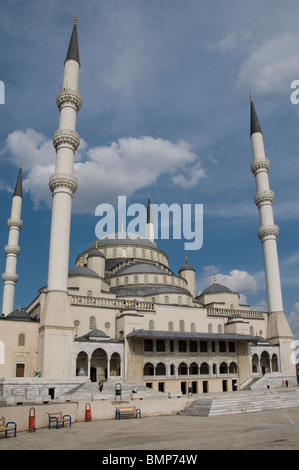 Kocatepe Camii Moschee in Kizilay modern ist eine der größten Moscheen der Welt-Ankara-Türkei Stockfoto