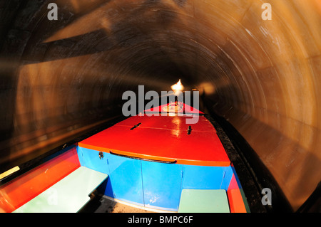 Navigation Blisworth Tunnel, Grand Union Canal, UK Stockfoto