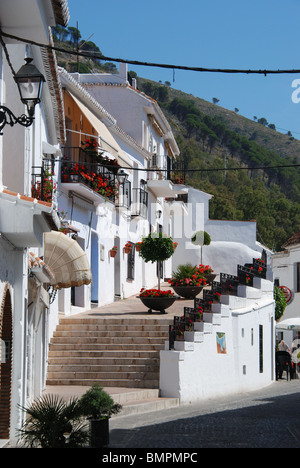 Stadthäuser entlang Calle Malaga, Mijas Costa del Sol, Provinz Malaga, Andalusien, Spanien, Westeuropa. Stockfoto