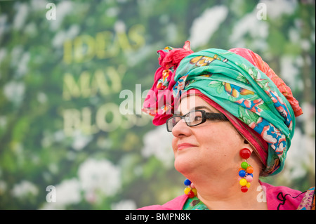 Dame Dr. Camila Batmanghelidjh Gründer der Kids Company Nächstenliebe anlässlich Hay Festival 2010 Heu am Wye Powys Wales UK Stockfoto