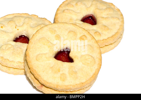 Jammy Dodger Kekse vor einem weißen Hintergrund isoliert Stockfoto