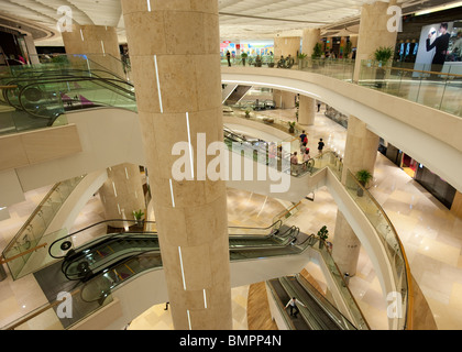 Die Ionen-Einkaufszentrum in der Orchard Road Stockfoto