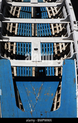 Am alten Holzboot Nahaufnahme im Hafen von Larnaca (Zypern), Ansicht von oben. Stockfoto