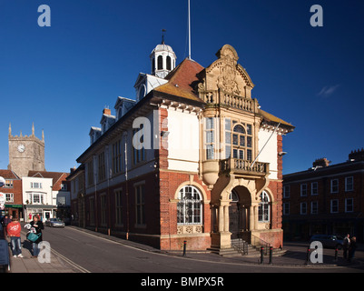 Marlborough Rathaus an einem klaren, sonnigen Wintertag mit klaren blauen Himmel. Stockfoto