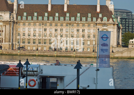 Das Merlin Entertainments London Eye (häufig das London Eye oder Millennium Wheel, ehemals das British Airways London Eye) Stockfoto