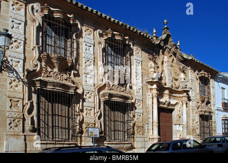 Adelspalast, Cilla del Cabildo De La Catedral de Sevilla, Osuna, Provinz Sevilla, Andalusien, Spanien, Westeuropa. Stockfoto