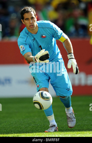 CLAUDIO BRAVO CHILE MBOMBELA Stadion Südafrika 16. Juni 2010 Stockfoto