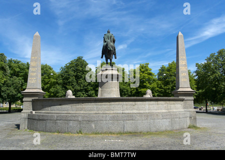 Reiterstandbild des deutschen Kaisers Wilhelm I., quadratische Karlsplatz, Stuttgart, Baden-Württemberg, Deutschland Stockfoto