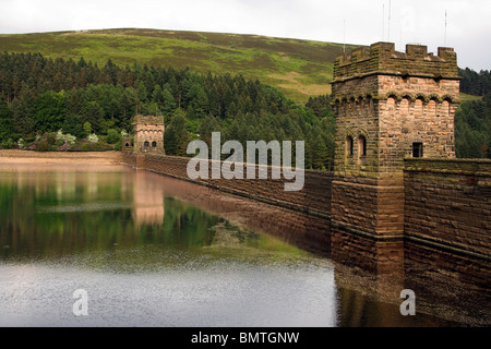 Derwent Damm, Derwent Stausee obere Derwent Valley, Derbyshire, England, Vereinigtes Königreich Stockfoto