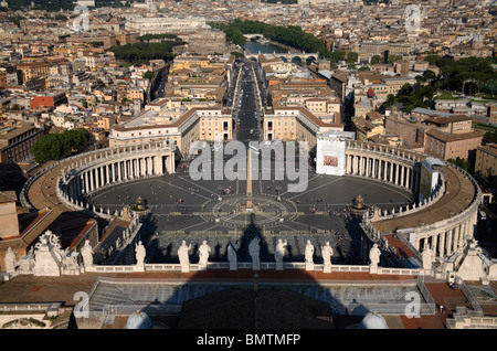 Blick auf Rom von der Kuppel des Petersdom, Rom, Italien Stockfoto
