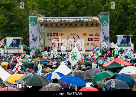 Passiert der Lega Nord, Pontida, Provinz Bergamo, Italien Stockfoto