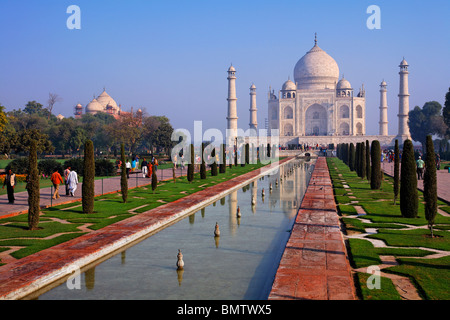 Das Taj Mahal und Gärten, Agra, Uttar Pradesh, Indien Stockfoto