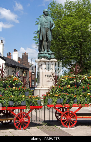 Statue von Sir Robert Peel, Marktplatz, begraben, größere Manchester, UK Stockfoto