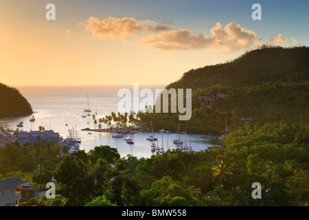 Karibik, St. Lucia, Marigot Bay und Hafen Stockfoto