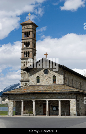 ROMANISCHE ST.-KARL-KIRCHE, ST. MORITZ-BAD, ST. MORITZ, OBERENGADIN, GRAUBÜNDEN, SCHWEIZ Stockfoto