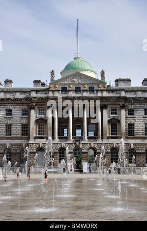 Innenhof, Somerset House, The Strand, City of Westminster, London, England, Vereinigtes Königreich Stockfoto