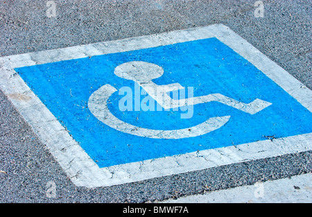 Behinderten Parkplatz Stockfoto