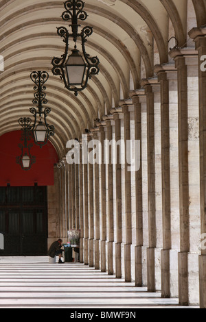Detail der Bögen im Praça Comércio, Lissabon, Portugal Stockfoto