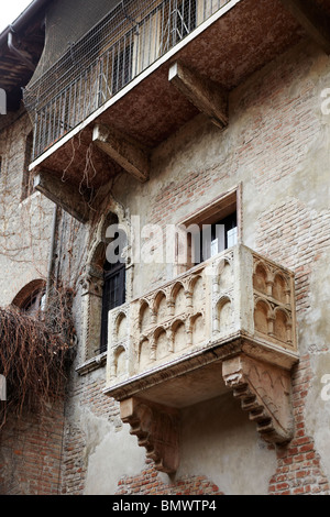 Balkon im Casa de Giulietta (Julias Haus) in Verona, Italien Stockfoto