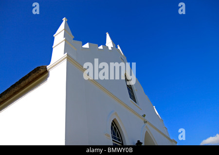 Die Niederländische Reformierte Kirche in Franschhoek in der Western Cape wurde 1847 gebaut und ist immer noch in Gebrauch. Stockfoto