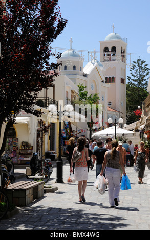 Shopping-District in der Nähe der Kirche Paraskevi in Kos-Stadt auf der Insel Kos Griechenland Stockfoto