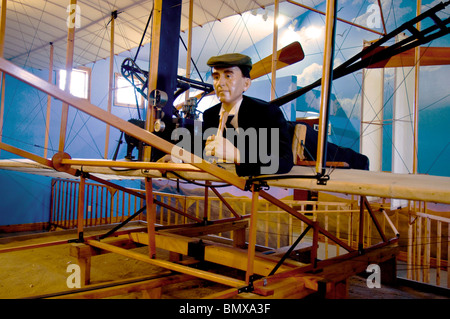 Nachbau des ersten Flugzeugs von Wilbur Wright am Wilbur Wright Geburtshaus und Museum in der Nähe von Millville, Indiana geflogen Stockfoto