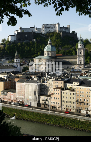 Festung Hohensalzburg / Festung Hohensalzburg, Salzburger Dom / Salzburger Dom & Altstadt / Altstadt, Salzburg, Österreich Stockfoto