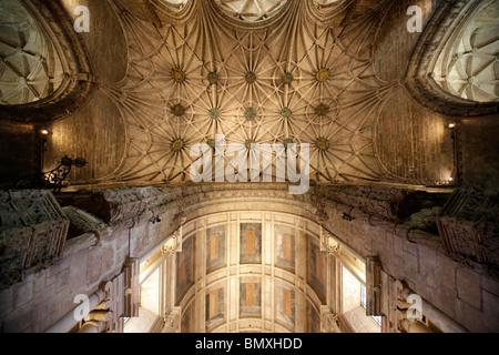 Altarraum der Kirche Santa Maria Jeronimos Kloster Mosteiro DOS Jerominos in Belem, Lissabon, Portugal, Europa Stockfoto