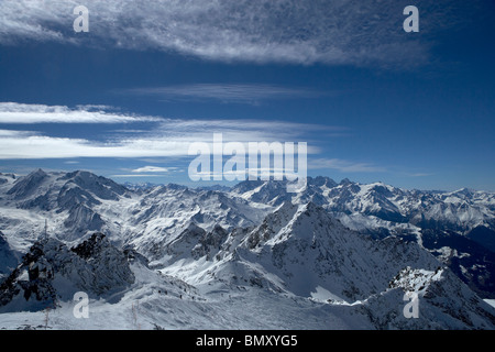 Blick vom Mont Fort über Skigebiet 4 Vallées, Verbier, Schweiz Stockfoto