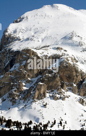 Sasso Piatto Plattkofels Sasplat Schnee eingereicht und Klippen Selva Val Gardena-Dolomiten-Italien Stockfoto