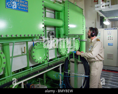 Eurodam Kreuzfahrt Schiff Desaltilization Ingenieur Stockfoto